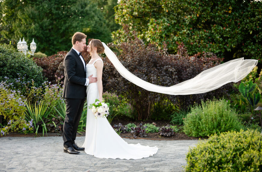 10 Wedding Day Tips You’ll Actually Want to Remember
