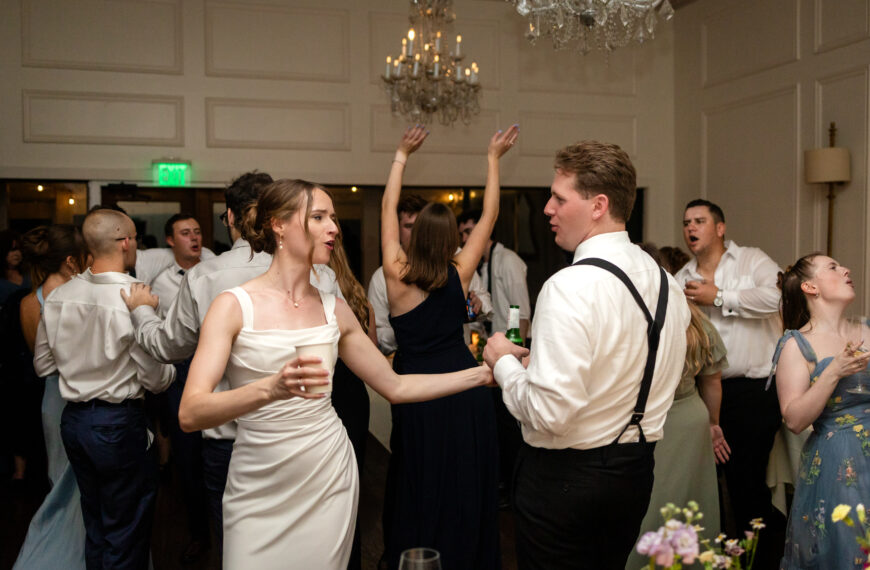 5 Things Nobody Tells You About Your Wedding Day Timeline (And How to Protect Your Sanity)