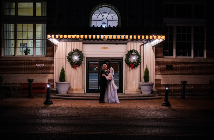 Rebecca and Aaron’s Magical Winter Wedding at the George Washington Hotel